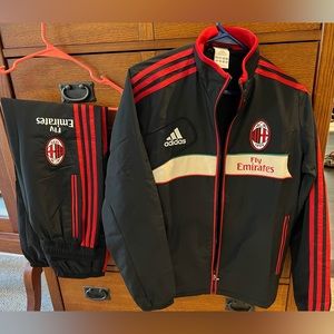 Adidas AC Milan Fly Emirates boys track suit (Boys Large)